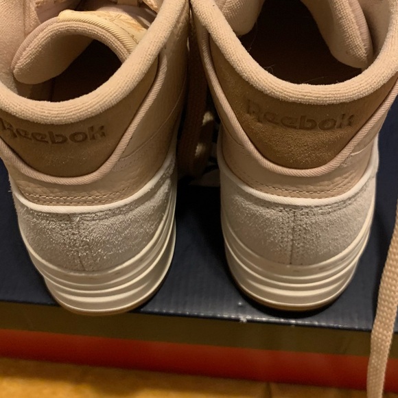 Reebok size 10, color beige - Picture 5 of 6